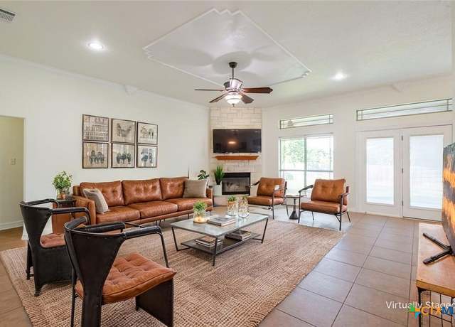 Property at 306 Wrought Iron Dr, Harker Heights, TX 76548, 4 beds, 2 baths