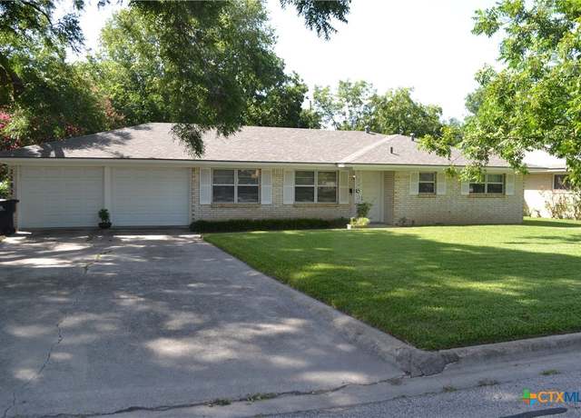 Property at 2202 S 53rd St, Temple, TX 76504, 3 beds, 2 baths