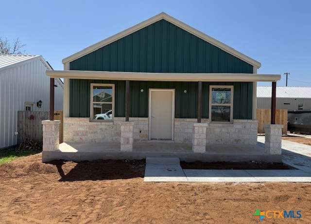 Property at 223 Western Ave, Bertram, TX 78605, 3 beds, 2 baths