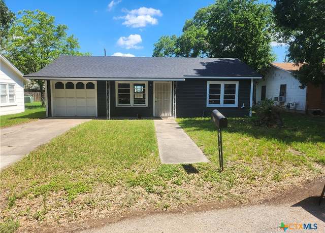 Property at 207 E Johnson St, Cuero, TX 77954, 2 beds, 1 bath