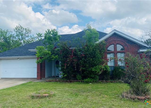 Property at 4304 Frog Dr, Killeen, TX 76542, 4 beds, 2 baths