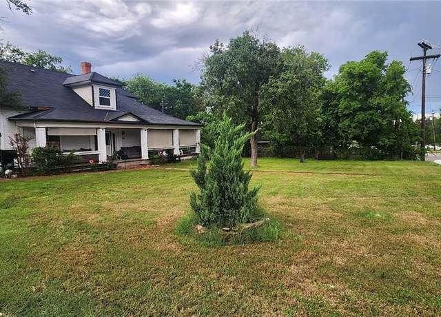 Property at 1123 N Beal St, Belton, TX 76513, 3 beds, 2 baths