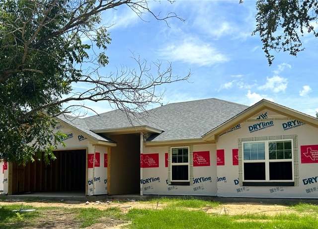 Property at 3312 Lake Rd, Killeen, TX 76543, 3 beds, 2 baths