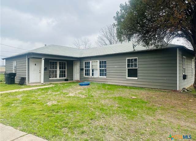 Property at 1113 Williamson Ave Unit A&B, Killeen, TX 76541, 4 beds, 2 baths