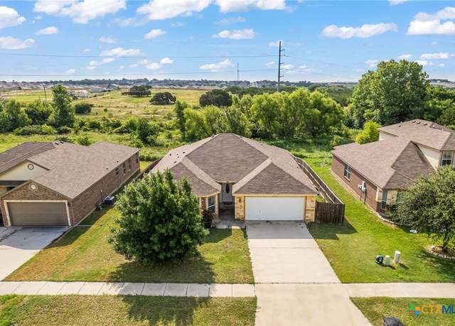 Property at 5206 Imperial Eagle Dr, Killeen, TX 76549, 4 beds, 2 baths