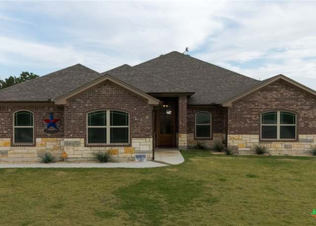 Property at 125 Savage Cir, Copperas Cove, TX 76522, 4 beds, 2.5 baths