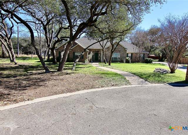Property at 11504 Meredith Dr, Belton, TX 76513, 3 beds, 2.5 baths