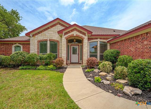 Property at 2145 Yturria Dr, Belton, TX 76513, 4 beds, 2.5 baths