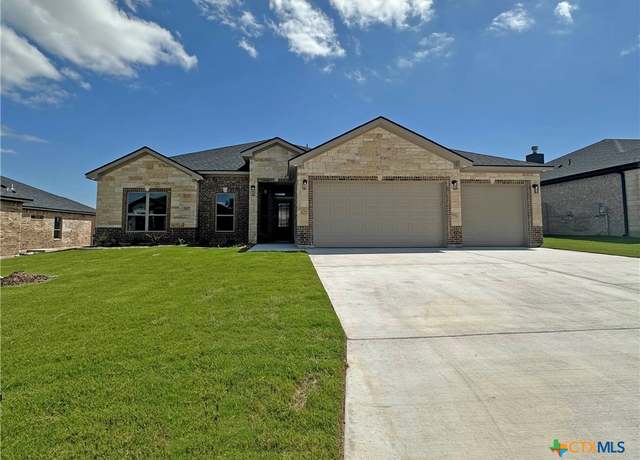 Property at 5422 Espiritu Santo, Belton, TX 76513, 4 beds, 2 baths