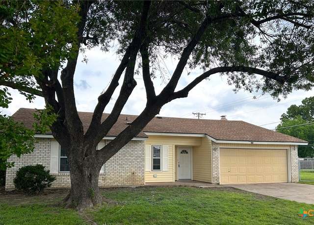 Property at 2006 Ruiz Dr, Killeen, TX 76543, 4 beds, 2 baths