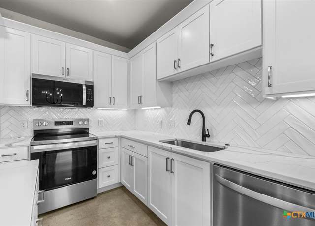 Property at 1412 Rita Blanca, Temple, TX 76502, 3 beds, 2.5 baths