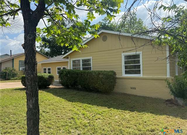 Property at 1315 S 51st St, Temple, TX 76504, 4 beds, 2 baths