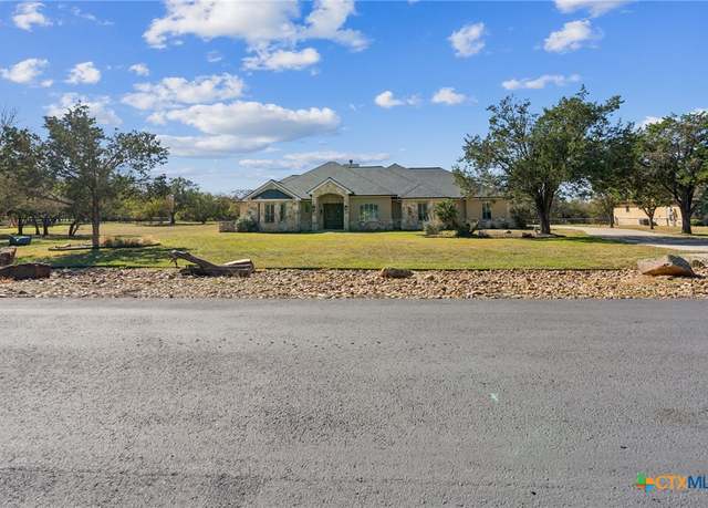 Property at 715 Deer Run Way, New Braunfels, TX 78132, 5 beds, 4.5 baths