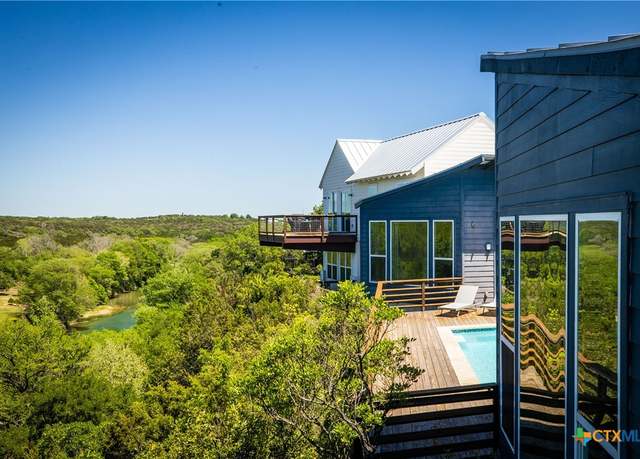 Property at 1259 Edwards Blvd, New Braunfels, TX 78132, 7 beds, 5.5 baths