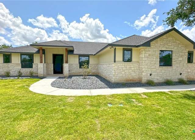 Property at 1725 Cottonwood Mesa Dr, Kempner, TX 76539, 4 beds, 3 baths
