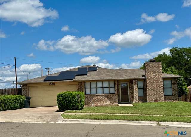 Property at 4301 River Oaks Dr, Killeen, TX 76543, 4 beds, 2 baths