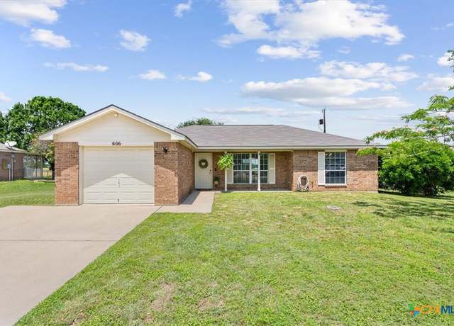 Property at 606 Aikman Dr, Troy, TX 76579, 3 beds, 2 baths