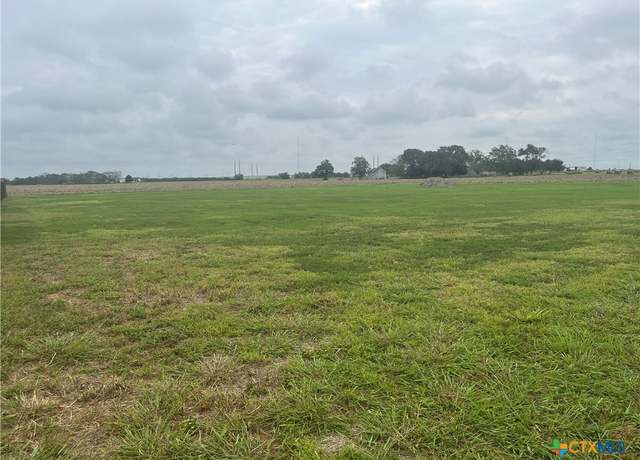 Property at 1214 Anthony Rd, Victoria, TX 77901