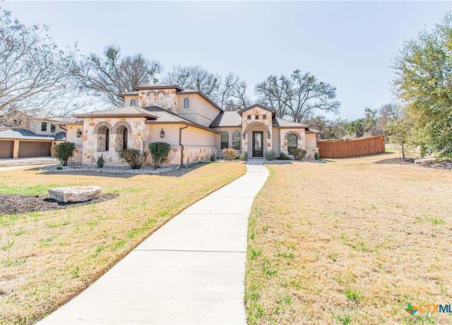 Property at 1010 Woodland Bend Cir, Salado, TX 76571, 5 beds, 3 baths