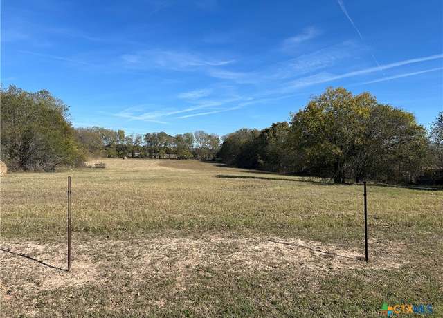 Property at 0 Brook St, Seguin, TX 78155
