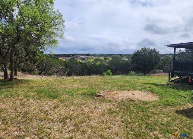 Property at 121 Los Indios, Gatesville, TX 76528, 4 beds, 3 baths