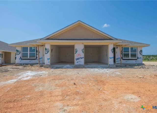 Property at 135 Cameron Dr, Copperas Cove, TX 76522, 6 beds, 4 baths