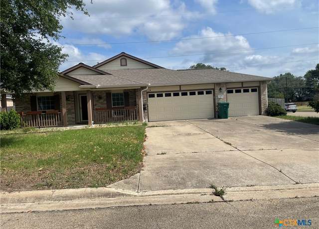 Property at 101 E Running Wolf Trl, Harker Heights, TX 76548, 4 beds, 3 baths