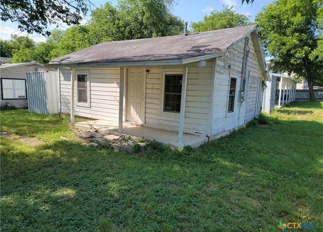 Property at 205 Hill St, Copperas Cove, TX 76522, 2 beds, 1 bath