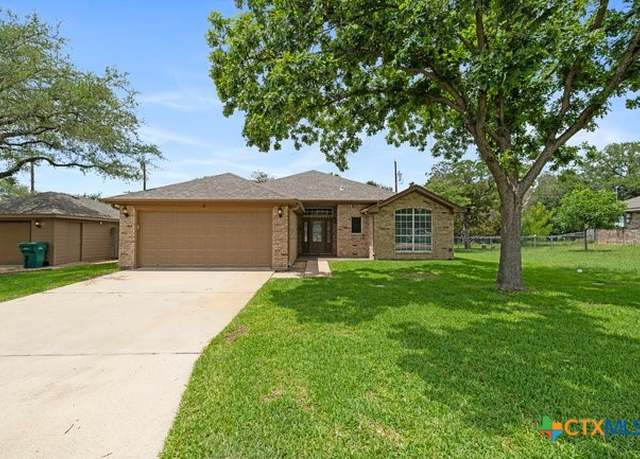 Property at 3 Magnolia Ct, Belton, TX 76513, 3 beds, 2 baths