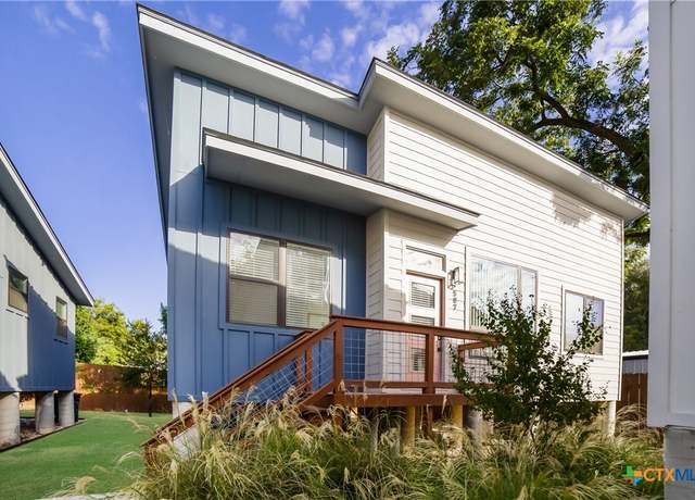 Property at 587 E Basel St, New Braunfels, TX 78130, 2 beds, 2 baths