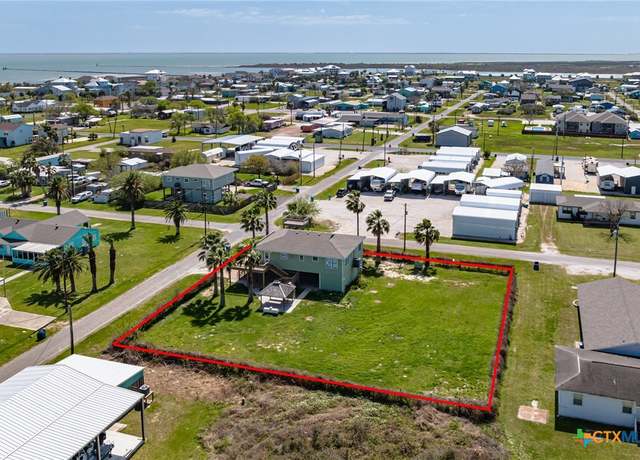 Property at 402 W Jefferson Ave, Port O'connor, TX 77982, 4 beds, 3 baths