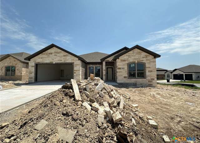 Property at 2003 Yarrow Rd, Temple, TX 76502, 3 beds, 2.5 baths