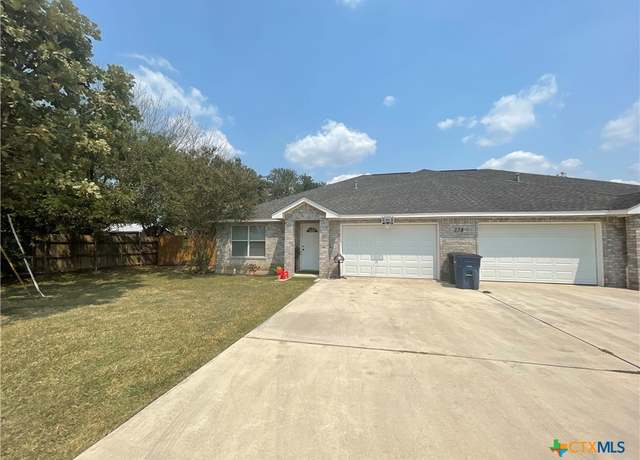 Property at 238 Alves Ln, New Braunfels, TX 78130, 6 beds, 4 baths
