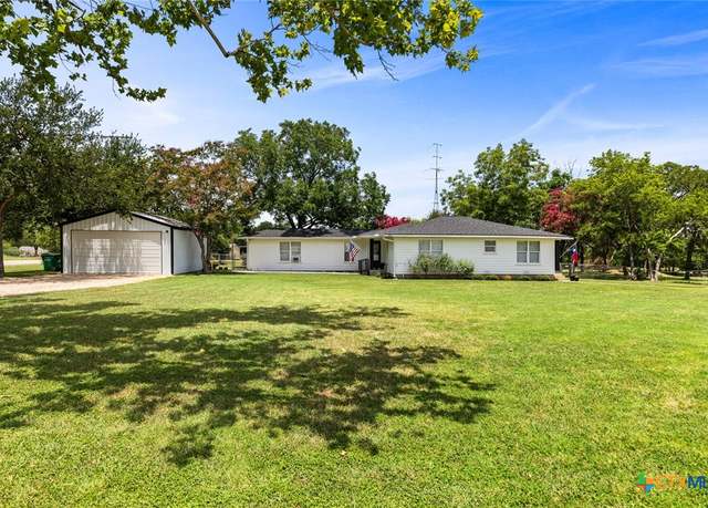 Property at 200 N 2nd St, Buckholts, TX 76518, 2 beds, 1 bath
