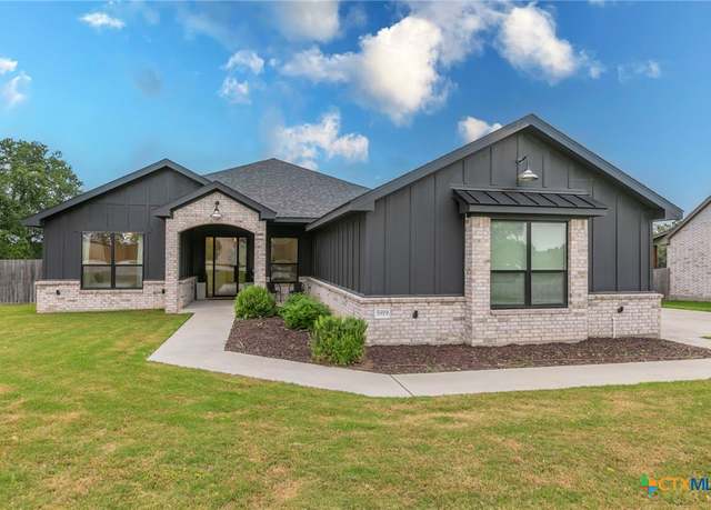 Property at 5919 Hamlet Dr, Belton, TX 76513, 4 beds, 2.5 baths