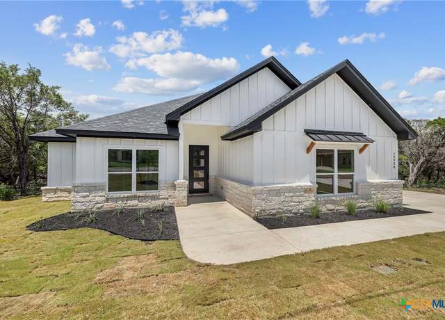 Property at 15938 Salado Dr, Temple, TX 76502, 5 beds, 3.5 baths