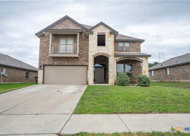 Property at 311 Danielle Dr, Killeen, TX 76542, 5 beds, 3 baths