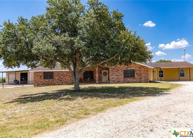 Property at 2978 Fm 1891, Shiner, TX 77984, 3 beds, 2 baths