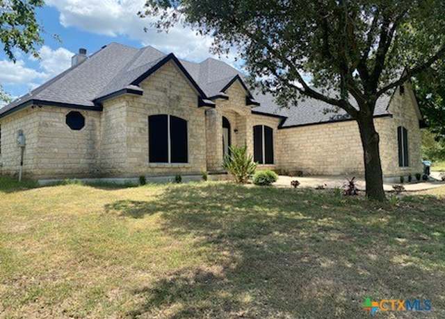 Property at 14641 Spotted Horse Ln, Salado, TX 76571, 6 beds, 3 baths