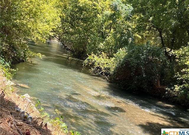 Property at 708 River Rd, San Marcos, TX 78666, 3 beds, 2 baths