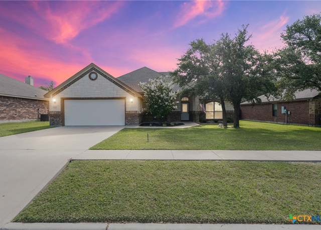 Property at 9600 Taylor Renee Dr, Killeen, TX 76542, 4 beds, 2 baths