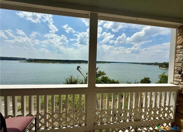 Property at 110 Cliffhouse Dr, Belton, TX 76513, 1 bed, 1 bath