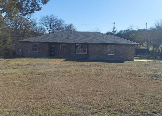 Property at 104 County Road 4881, Copperas Cove, TX 76522, 3 beds, 2 baths