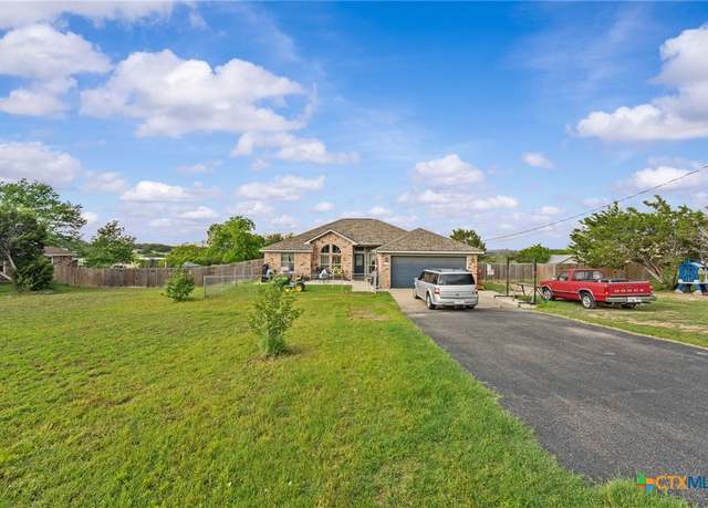Property at 699 Irish Ln, Killeen, TX 76539, 4 beds, 2 baths