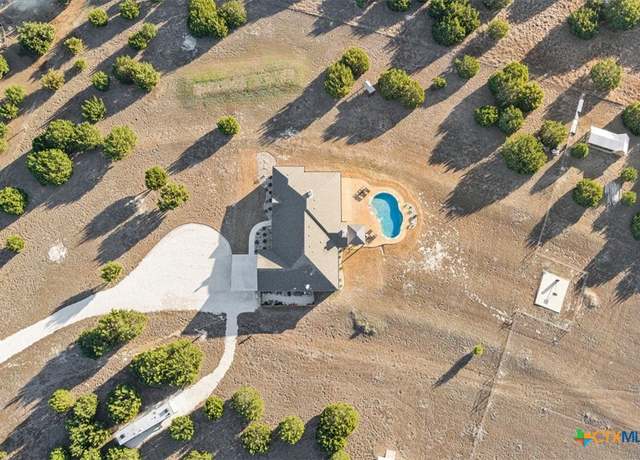 Property at 1155 County Road 222, Florence, TX 76527, 4 beds, 3 baths