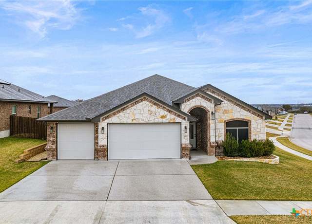 Property at 8108 Prescott Dr, Killeen, TX 76542, 4 beds, 3 baths