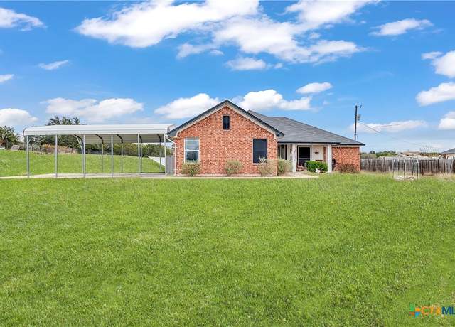 Property at 300 County Road 3351, Kempner, TX 76539, 4 beds, 2 baths