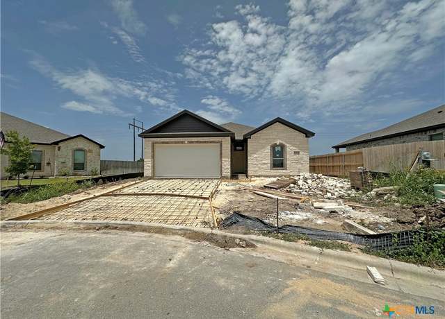 Property at 2012 Horse Cane Ct, Belton, TX 76513, 3 beds, 2 baths