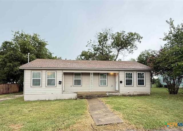 Property at 418 E Garrison Ave, Killeen, TX 76541, 2 beds, 2 baths