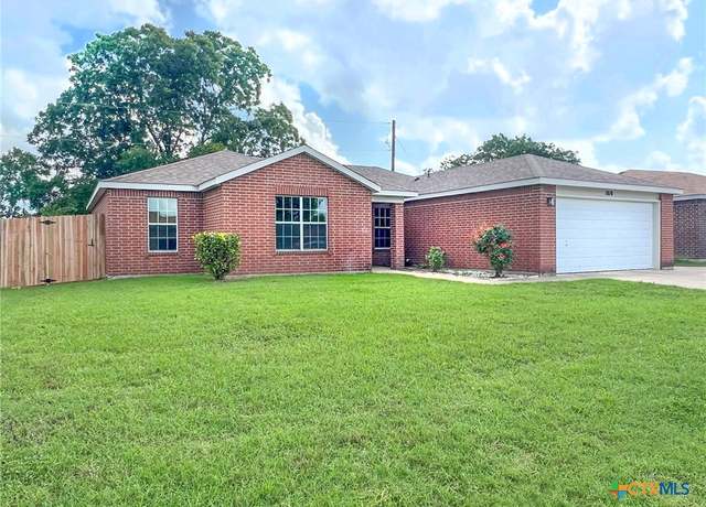 Property at 1810 Freedom Loop, Belton, TX 76513, 3 beds, 2 baths